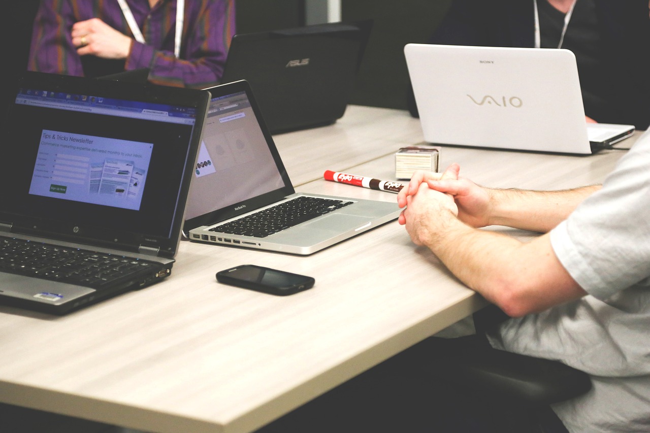 How to Maintain Work-Life Balance Without Losing Productivity: Practical Strategies for Professionals